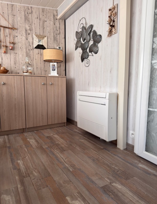 Console Mitsubishi à La Teste de Buch