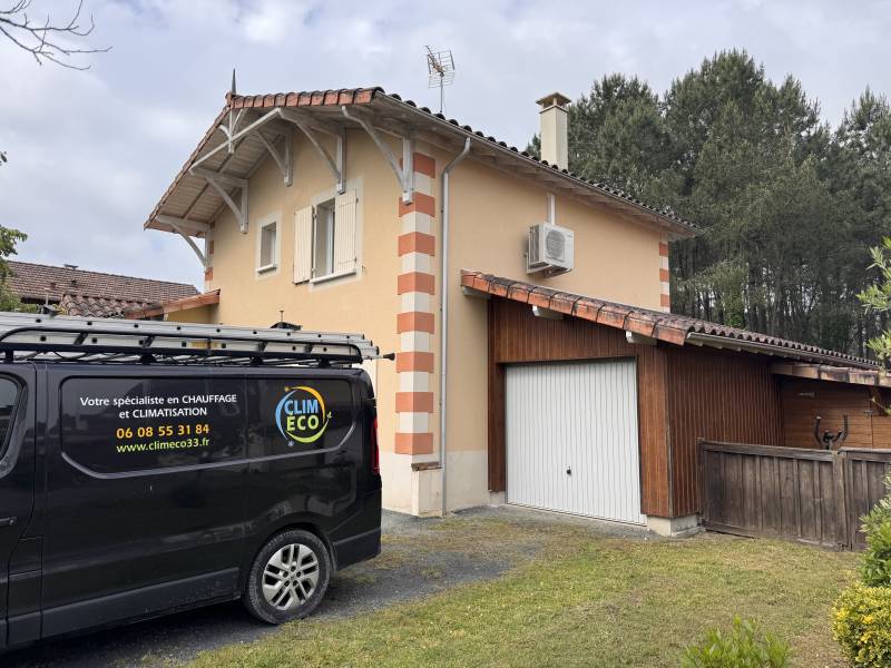 Groupe extérieur installé à Le Teich