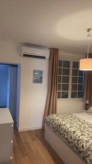 Installation de climatisation Mitsubishi réversible dans chambres avec garantie 5 ans grâce au partenariat Home Partenaire Climeco à Arcachon