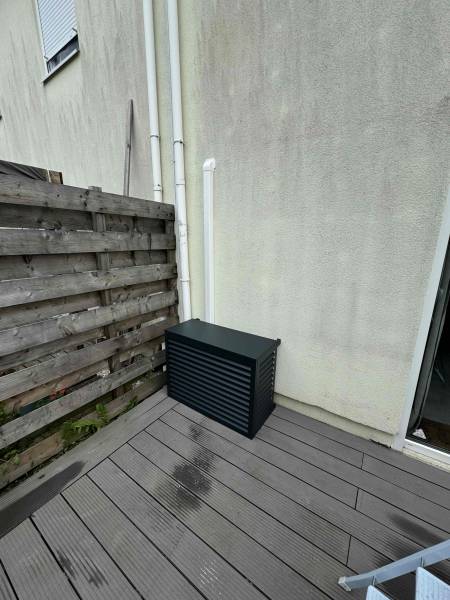 unité extérieur Mitsubishi le Haillan près de Bordeaux