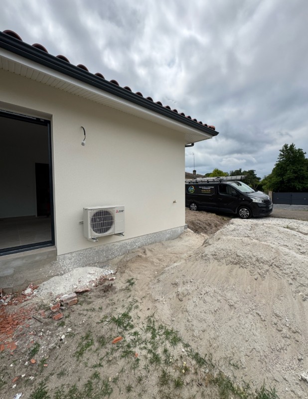 Installation d’un split pour le chauffage et la climatisation d’une dépendance de 40 m² à Ychoux